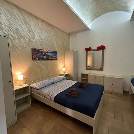 Good Friends Apartment *